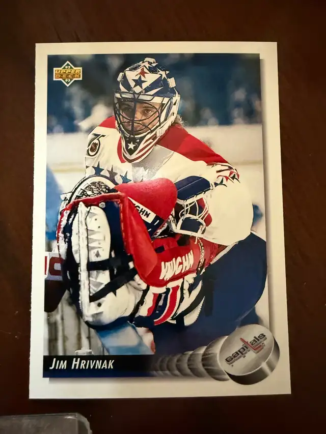 Hockey Card Sets - (1992/93 Upper Deck 1-640) & more! in Arts & Collectibles in Calgary - Image 5