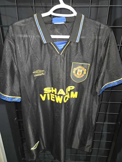 Manchester united alternate soccer jersey 93/94 Size large