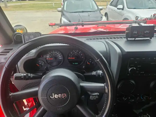 Jeep Wrangler516248216346961928