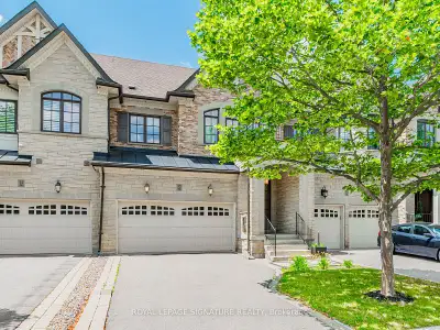 3 bed 3 bath townhouse - Bathurst & Gamble