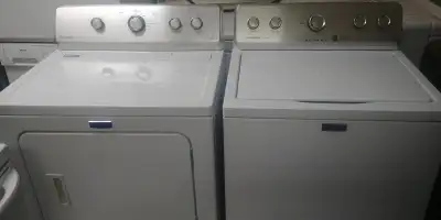 Ensemble laveuse et secheuse grande capacité, de marque Maytag, commerciales technologie. En très bo...