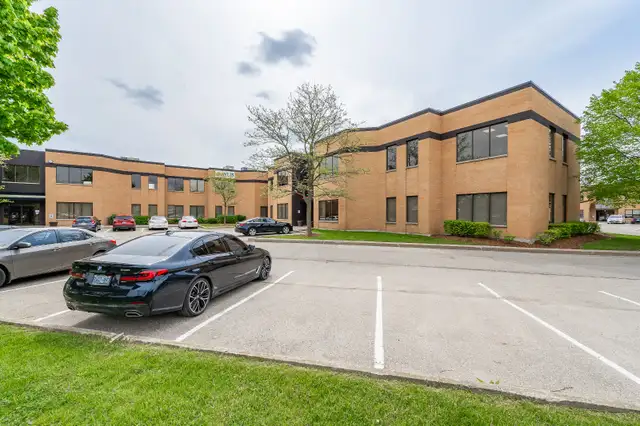 1,111 SF Office Suite Located in the Frobisher Office Centre