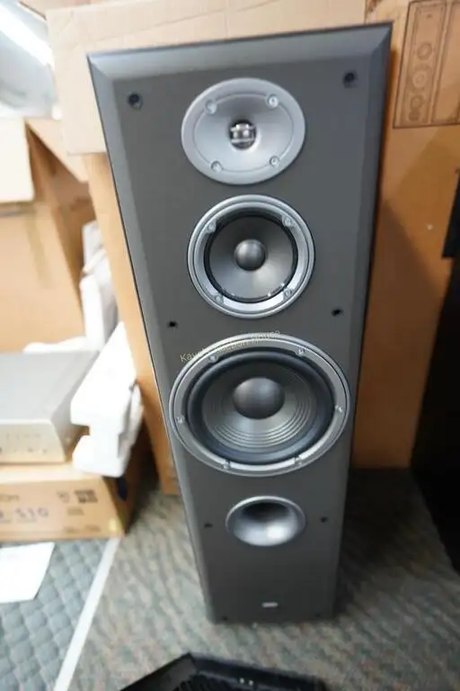 JBL E60 Northridge Floor Speakers Pair  Excellent Condition