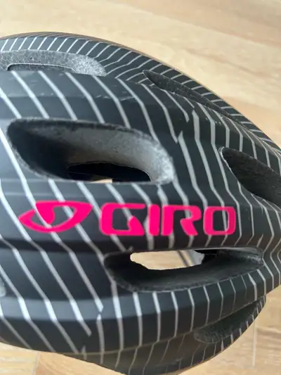 Casque Giro, View more