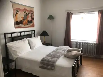 Furnished room near buses $625