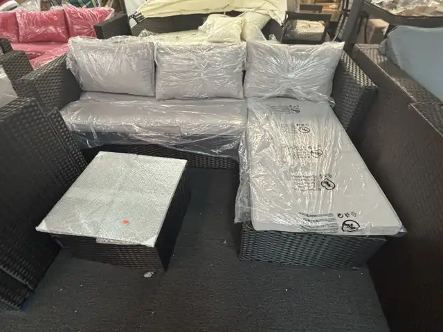 Warehouse for sale Outdoor Patio Set in Patio & Garden Furniture in Markham / York Region - Image 3