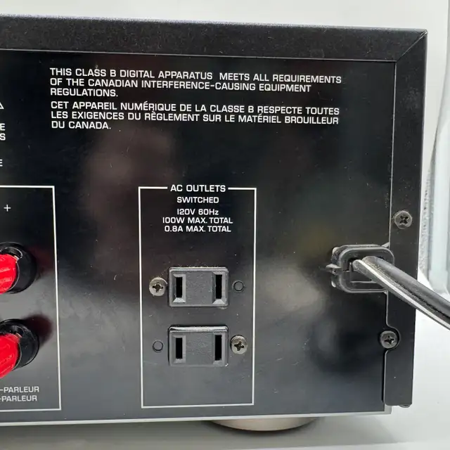 Yamaha RX-395 Stereo Receiver Reciever 2-Chan Receiver Phono Tes in Stereo Systems & Home Theatre in City of Toronto - Image 10
