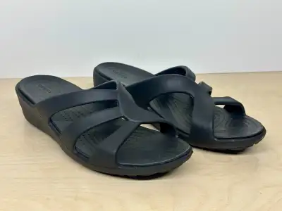 Sandals - Crocs / Chaco / GH Bass / Havaianas, View more