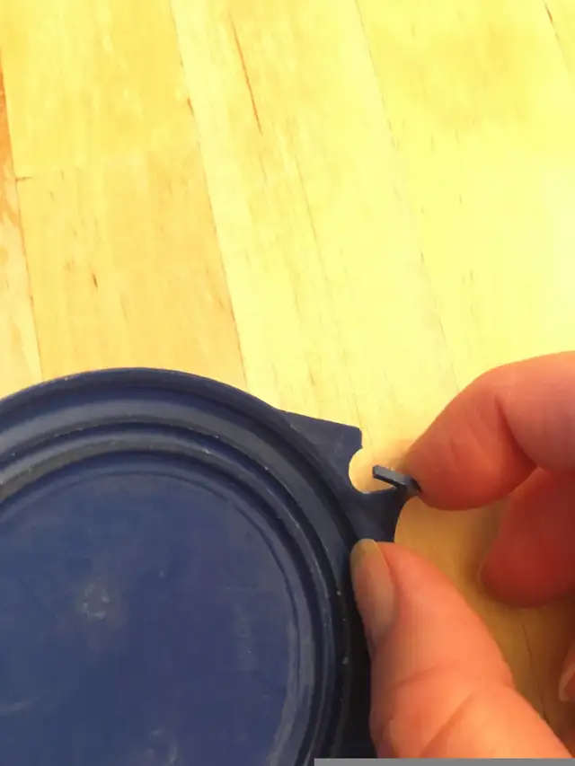 Canned Pet Food Lids in Accessories in Winnipeg - Image 5