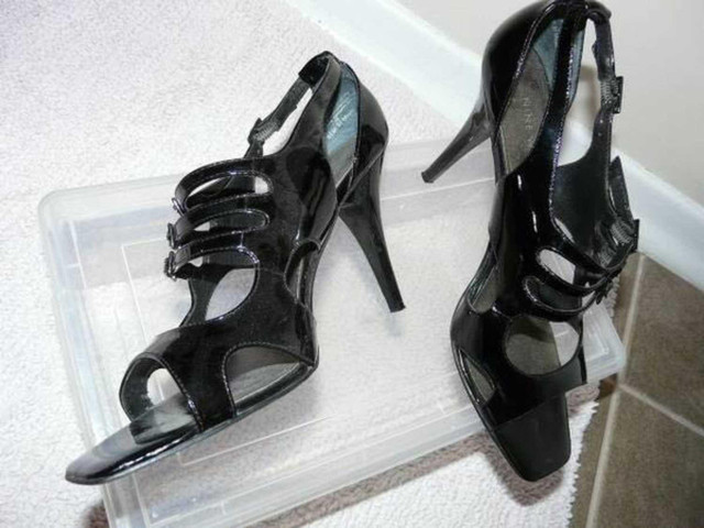 Nine West Black Patent Shoes, 4" heel, Size 8.5 - $55 in Women's - Shoes in Oakville / Halton Region - Image 4