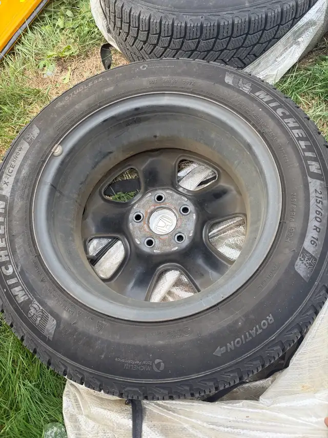Honda 16” Wheels + Michelin X-Ice Snow Winter Tires – $400 OBO in Tires & Rims in Vancouver - Image 9