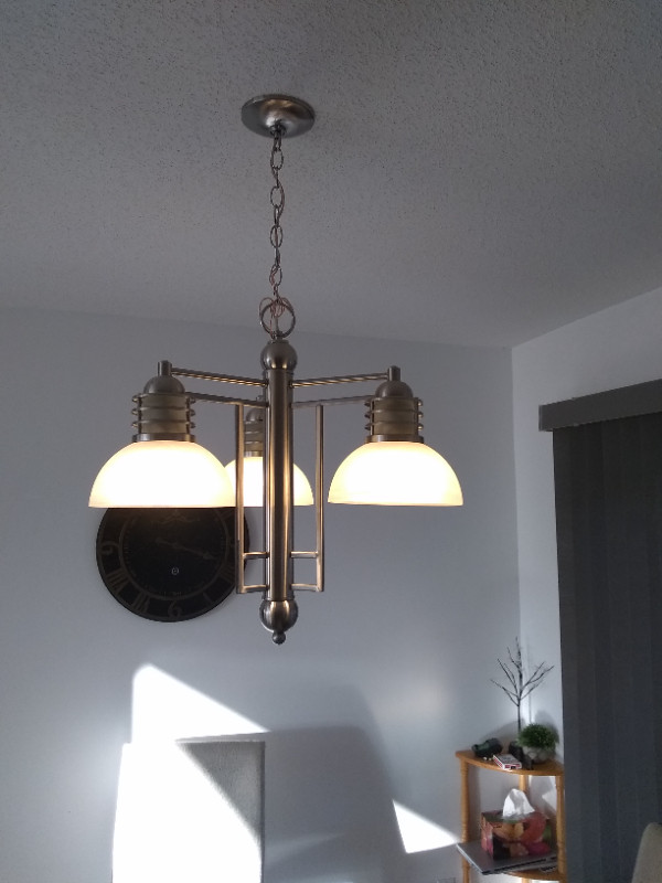 Dining Room Fixture in Indoor Lighting & Fans in Bathurst - Image 3