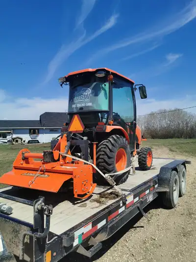For sale Kubota b2650 with loader, have several attachments 1.Tiller 2.3pt snow blower 3: 3pt finish...