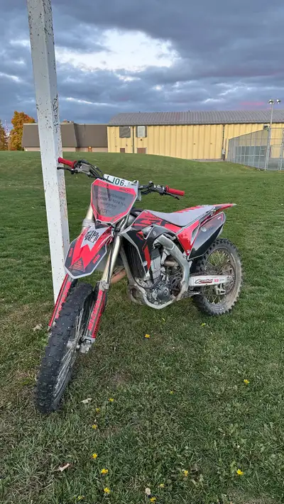 2020 CRF450R with ownership, no issues at all, starts up right away Has 41 hours on new rebuild, 141...
