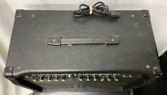 TECAMP TEC80GW 2 CHANNEL GUITAR  AMP in Amps & Pedals in North Bay - Image 3