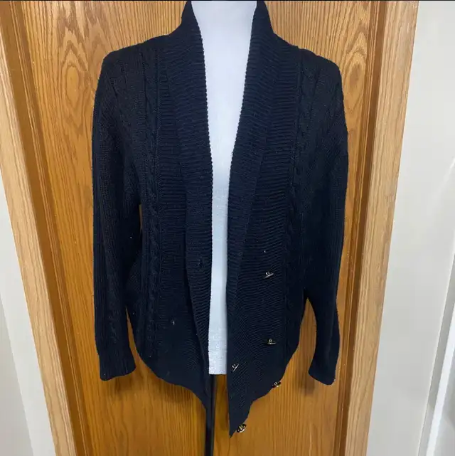 Open button sweater in Women's - Tops & Outerwear in Calgary - Image 2