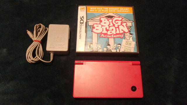Nintendo DSi Pink Handheld Console System TWL-001 + Game in Nintendo DS in Mississauga / Peel Region - Image 3