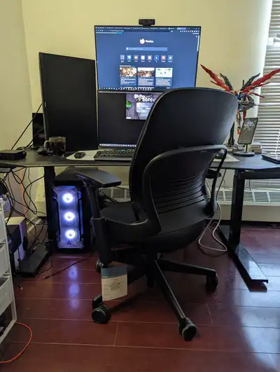 Steelcase Leap v2 (Free GTA Delivery) Ḟully Loaded - 4 Colors, View more