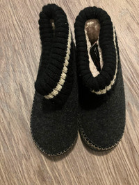 Women slippers boots