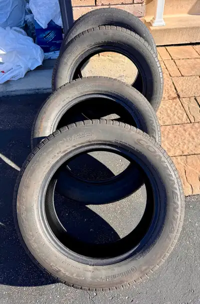 Selling 4 Continental ExtremeContact DWS06 all season tires. The Continental ExtremeContact DWS06 is...