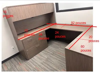 Plusieurs bureaux de travail, View more