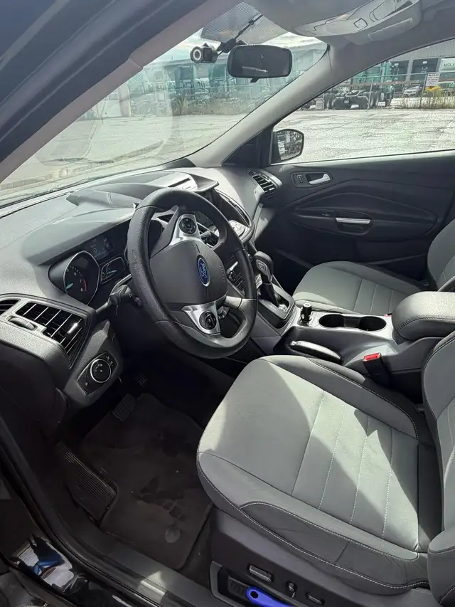2016 Ford Escape SE| 1.6L EcoBoost | 197,500 km in Cars & Trucks in Markham / York Region - Image 5