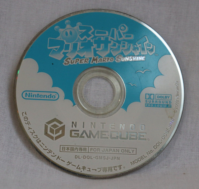 Super Mario Sunshine Nintendo GameCube Japanese Game Loose Used in Older Generation in Bedford