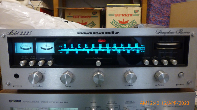 Marantz 2225 for Sale ( Vintage Gear ) in Stereo Systems & Home Theatre in Calgary