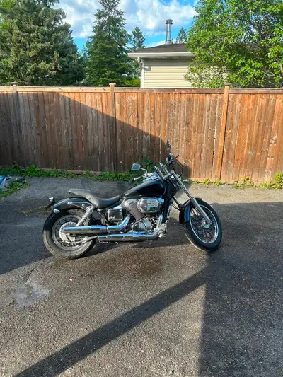 2001 Honda Shadow 750 – Project / Parts Bike Selling a 2001 Honda Shadow 750. This bike is best suit...