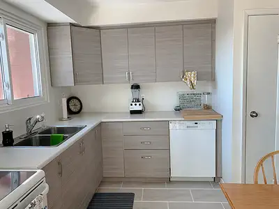 Private room for rent long term in Oshawa