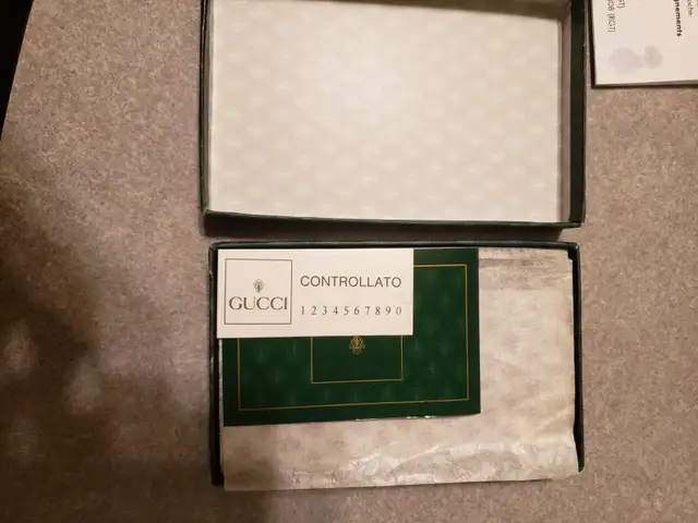 Genuine Gucci Italian Leather Cardholder in Men's in Kingston - Image 5