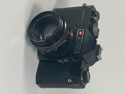 GAF L-CS 35 mm film camera in great vintage condition, fully tested and working. Meter responds prop...