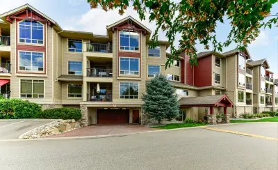 Welcome to this beautiful 2 bed / 2 bath condo in the sought-after Terravita community, offering stu...