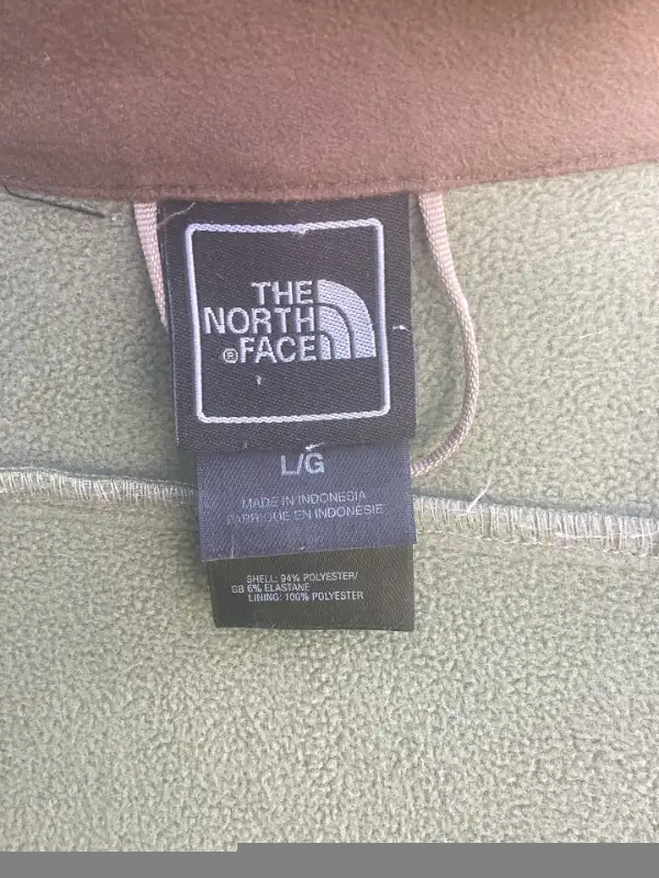 Manteau North Face, femme large. in Women's - Tops & Outerwear in Sherbrooke - Image 7