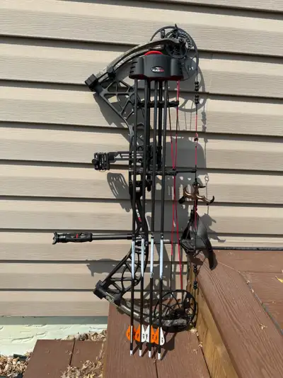 Brand New Left handed and dual cam, bought this last spring and only shot it twice before getting a...