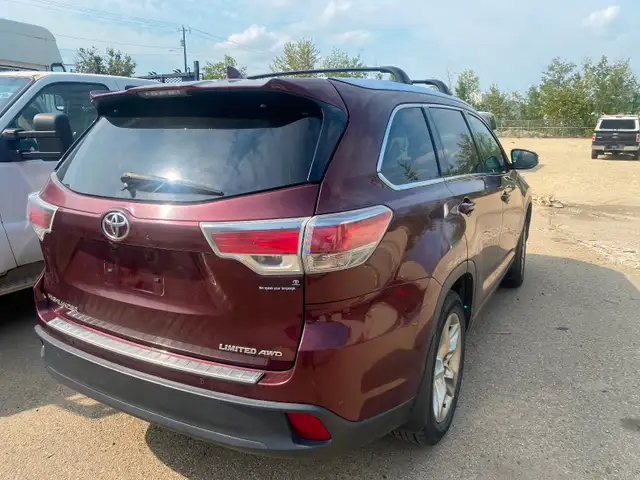 2015 Toyota highlander LIMITED V6/3.5L Active (241000 KM )