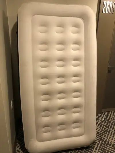 No air leak - Airefina Air Mattress – Built-in Electric Pump, View more