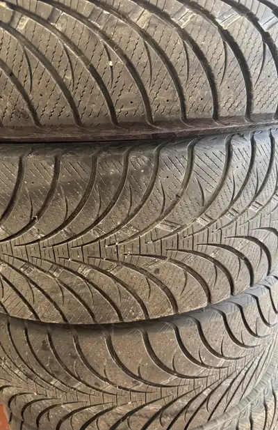 I have four tires 275 55 r20 Two tires are around 80 percent tire thread left Two tires are around 7...