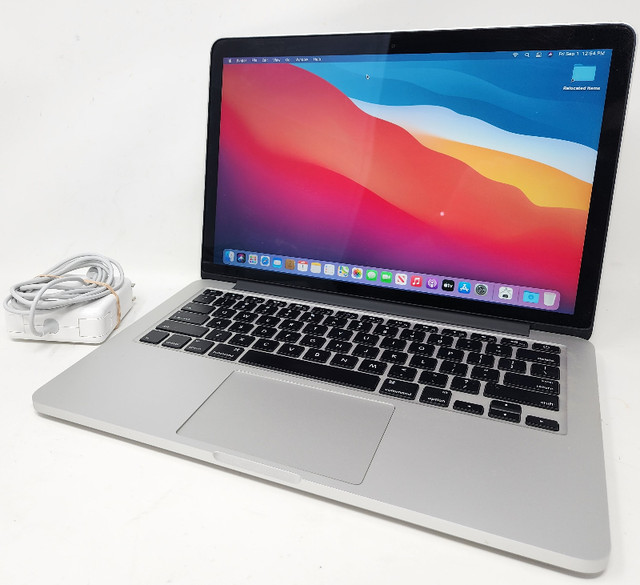 Apple Macbook Pro 11" (Early, 2015) in Laptops in Barrie
