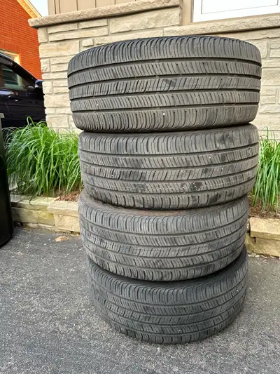 Continental ContiProContact SSR Tires Great tread life 225/45R18 Run flat Tire These tires go for $4...
