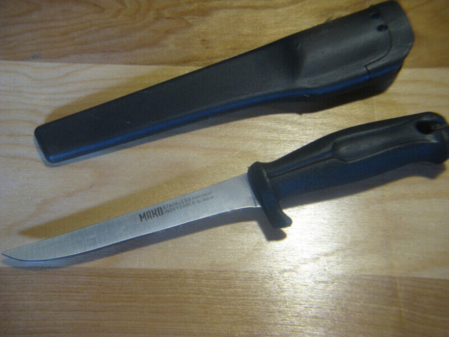 Couteau MAKO inox du Japon avec fourreau. dans Autre  à Trois-Rivières