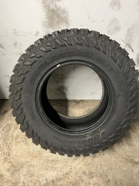 33x12.50R17 Yokohama Geolander M/T