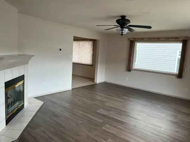 3 bedrooms main floor house - Kimberley, BC