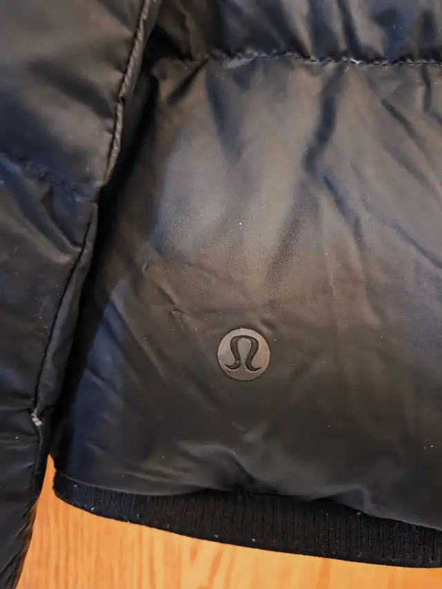 Lululemon Cloudscape Down Jacket Size 12 in Women's - Tops & Outerwear in Prince Albert - Image 6