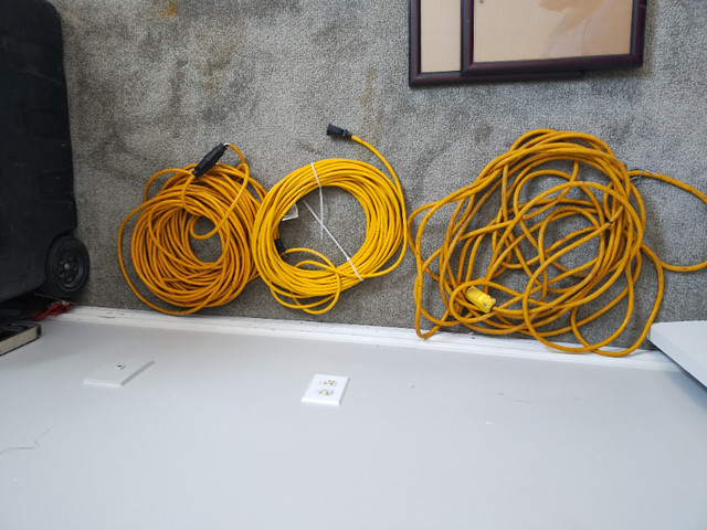 Extension cords in Other in Sault Ste. Marie
