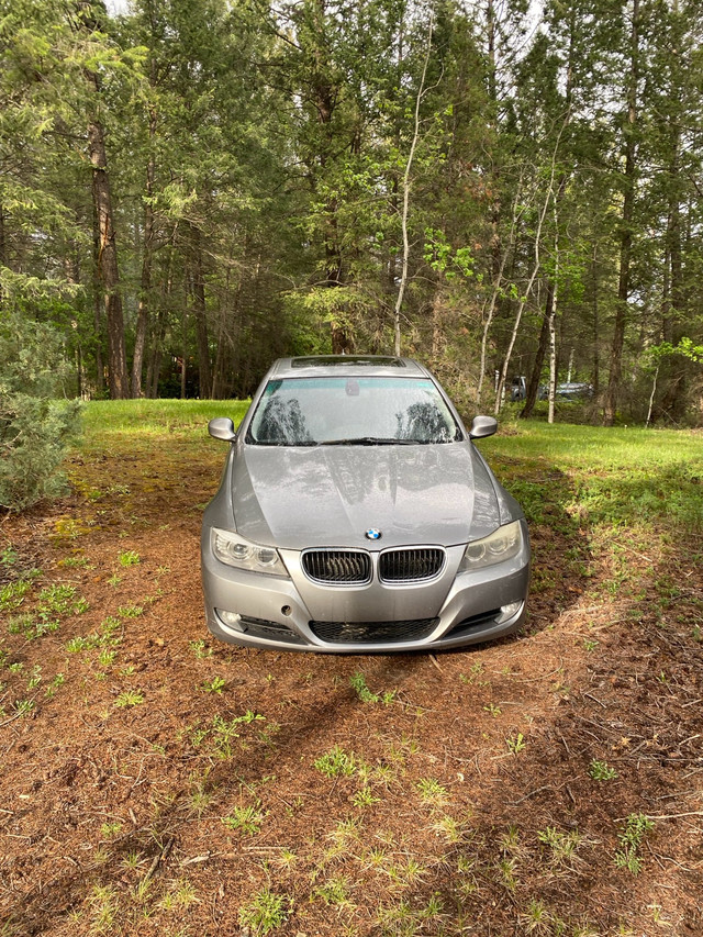 2009 bmw 328i (well maintained) in Cars & Trucks in Calgary - Image 4