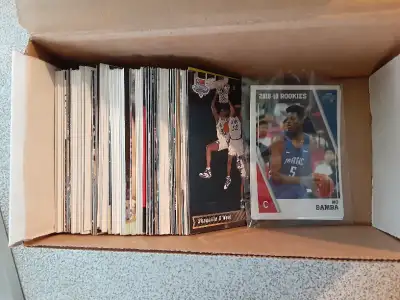 Lot de 136 cartes de Basketball differentes du MAGIC D'ORLANDO de la NBA.....annees 90 et plus, de m...