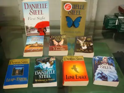 Danielle Steel Book Lot, View more