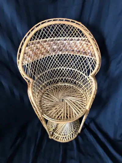 Vtg Child's Size Peacock Chair Lovely handwoven high back peacock chair. Perfect for the little one...