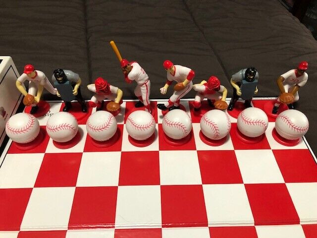 Vintage Baseball Chess Set in Arts & Collectibles in Mississauga / Peel Region - Image 3